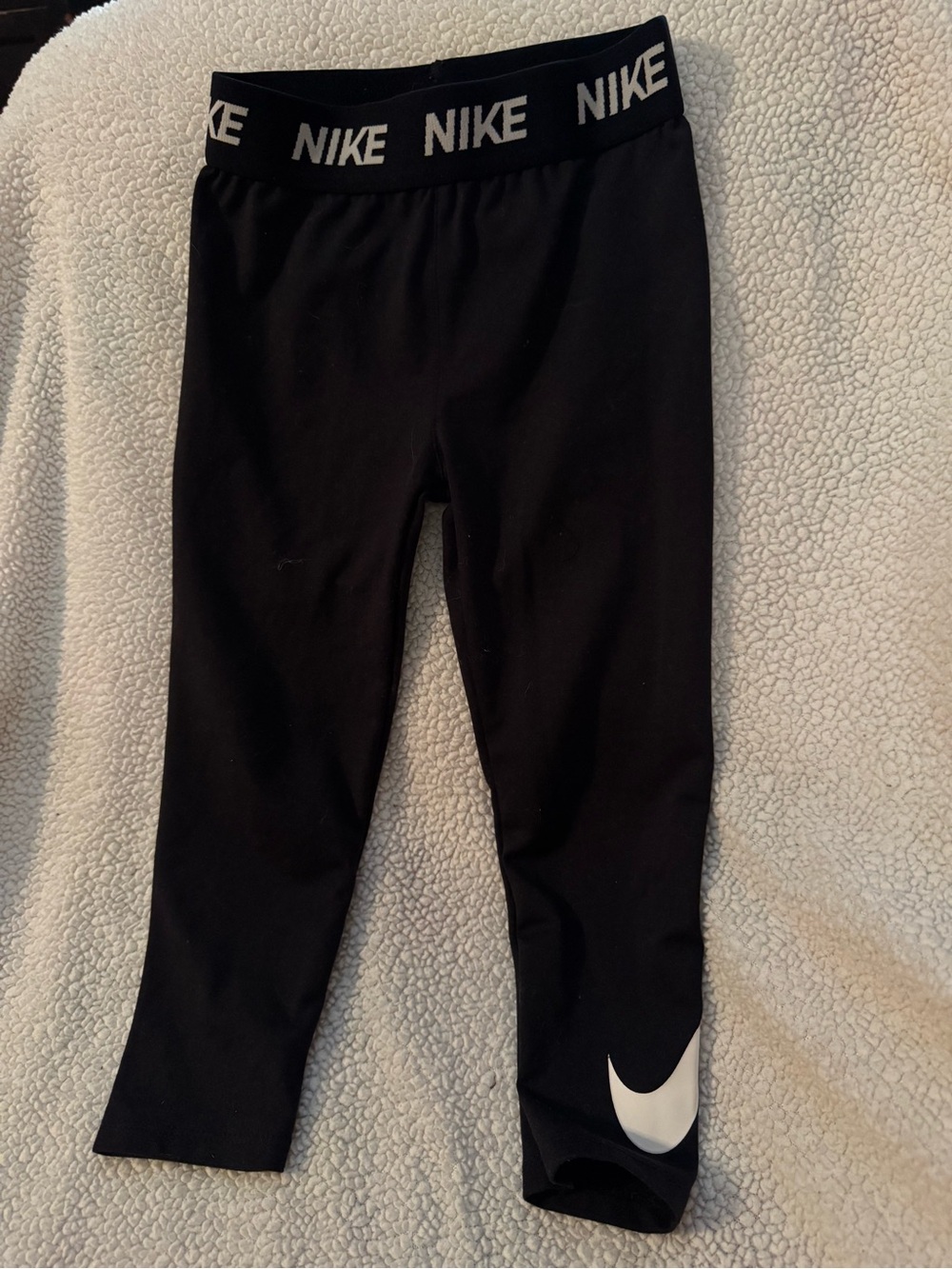 Nike Black Kids' Leggings with White Swoosh and Branded Waistband Size 4T B18